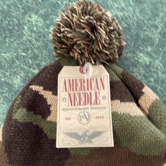 Vancouver Canucks NHL American Needle Camo Beanie - Picture 3 of 7